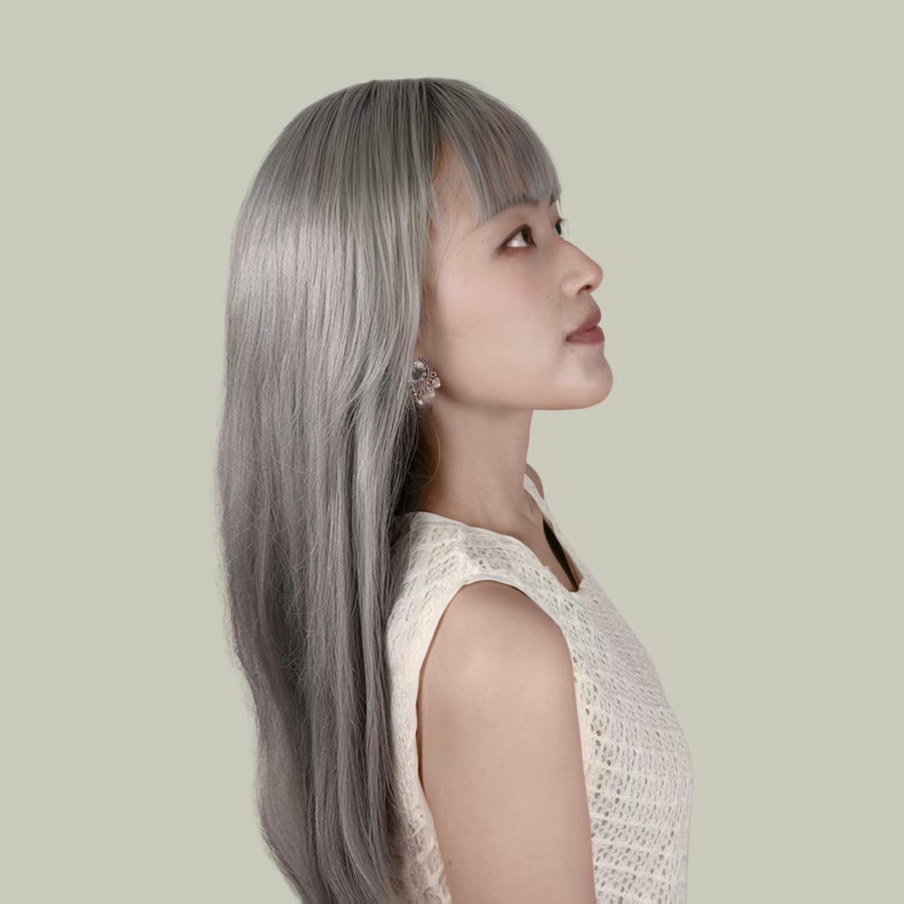 CORA【V-011-002】Internet-Famous Gray Classic Long Straight Hair Straight Bangs Tanglong Matte Voluminous High-temperature Fiber Wig for Women Daily & Elegant